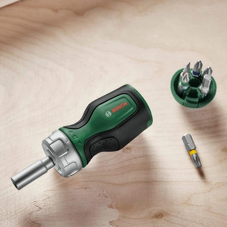 Викрутка Bosch Stubby (1600A027PK) з тріскачкою + 6 біт