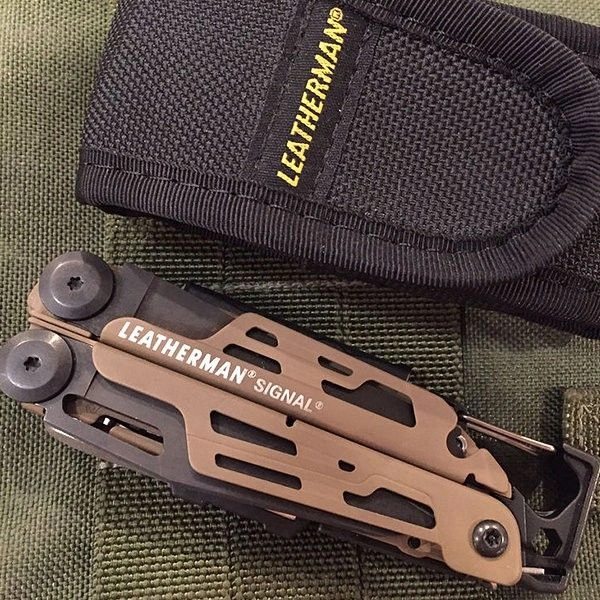 Мультитул Leatherman Signal Coyote Standard